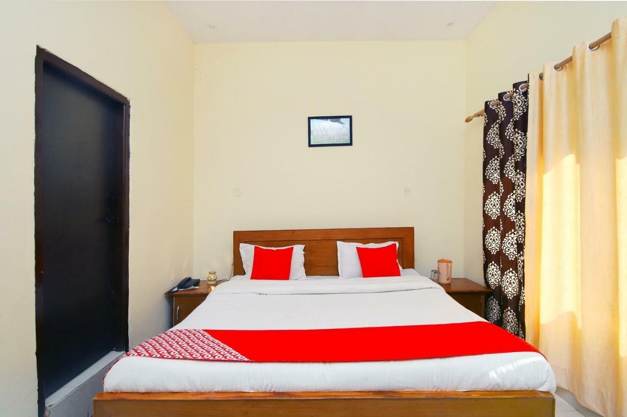 Oyo 8670 Hotel Usha Palace Mussoorie Zewnętrze zdjęcie