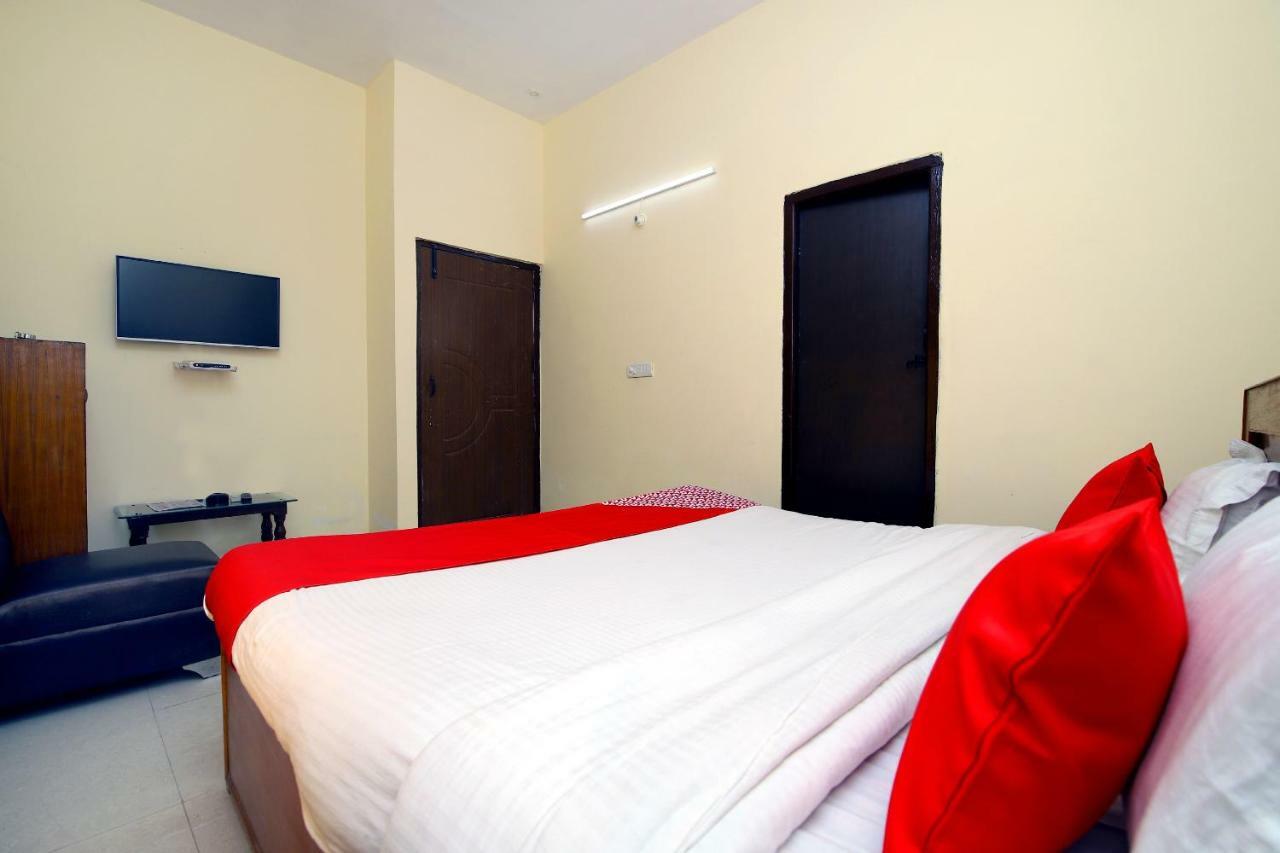 Oyo 8670 Hotel Usha Palace Mussoorie Zewnętrze zdjęcie